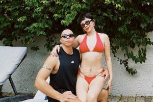 Tóc Tiên hiếm khi đăng ảnh diện bikini nóng bỏng bên Hoàng Touliver