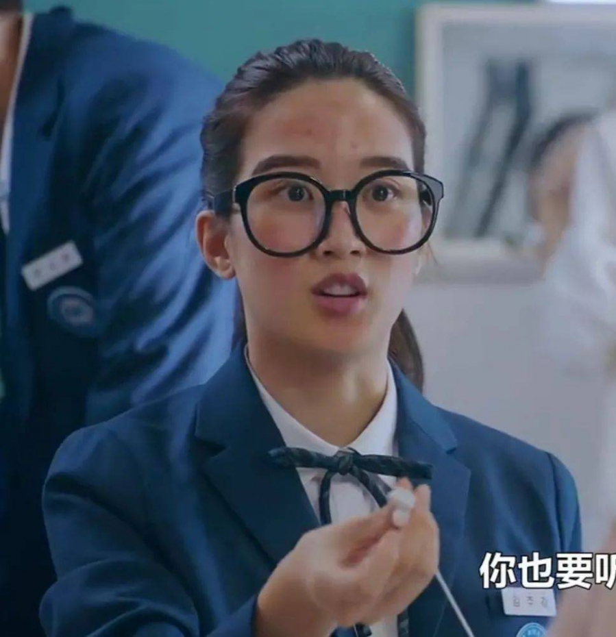 4 nguyên tắc make up mà các nàng có thể học ngay từ phim Hàn để không tự biến mình thành thảm họa