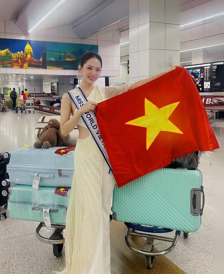 Sau 1 tuần nhập cuộc Miss World, Hoa hậu Mai Phương thể hiện thế nào?