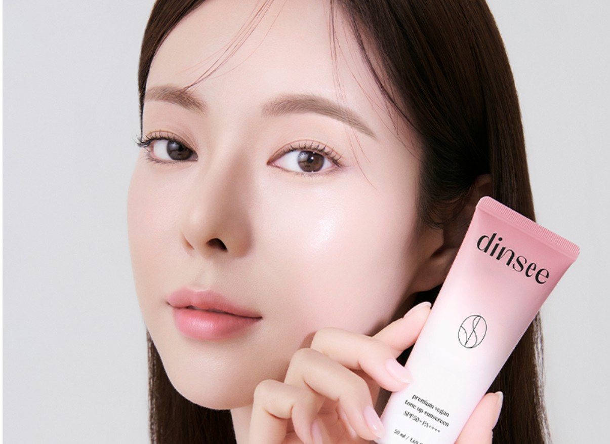 Bỏ túi 3 tips 'vàng' để chọn và dùng kem chống nắng thuần chay Dinsee: Bí thuật cho làn da Glass Skin